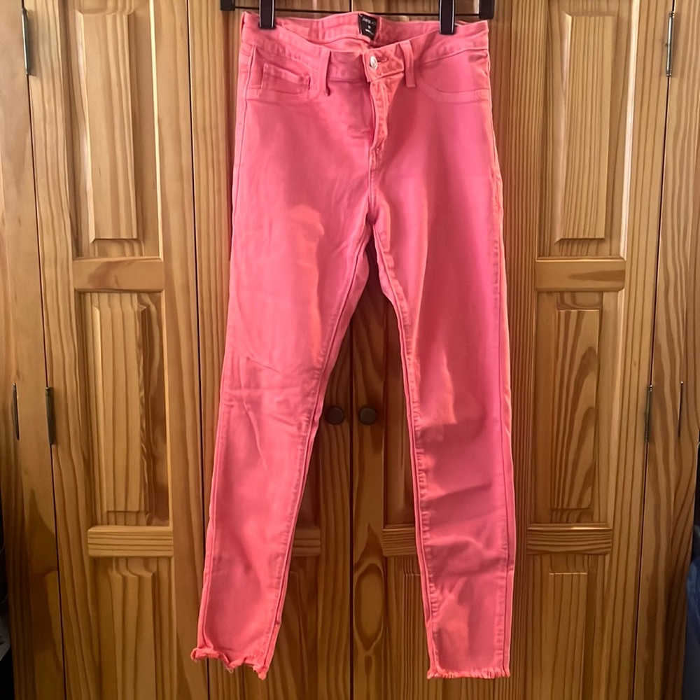 Just Black Size 27 Raw Hem Coral Pink Jeans